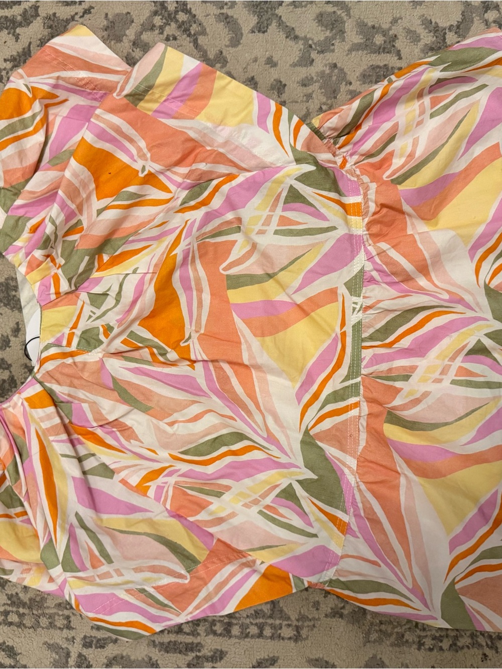Patterned top - Picture 2 of 2